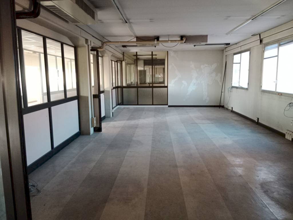 img 20221206 102715 - Office via UGO DA CARPI, Carpi - photo 1