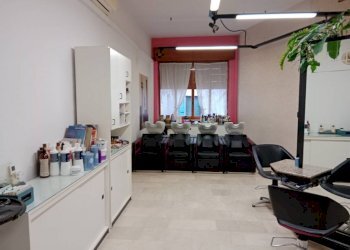 img 20231016 123529 - Male - Female Hairdressers via EMILIA CENTRO, Modena (neighborhood Centro Storico) - photo 3