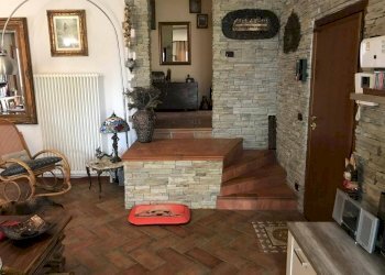 th img 4602 - Villa Carpi - foto 10