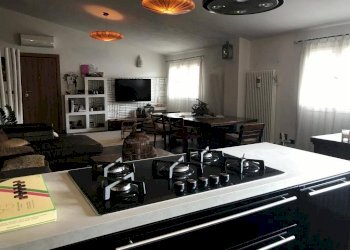 th img 4614 - Villa Carpi - foto 16