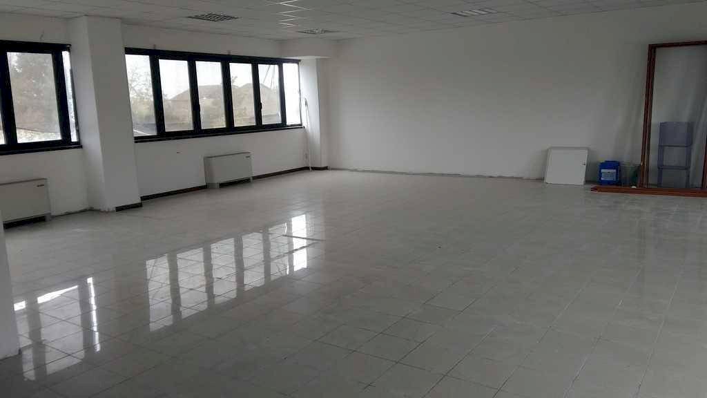 p 20181026 151540 - Office piazzale RAMAZZINI 37/b, Novi di Modena - photo 1