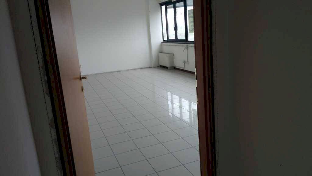 p 20181026 151559 - Office piazzale RAMAZZINI 37/b, Novi di Modena - photo 3