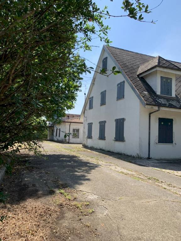 img 1479 - Villa piazzale RAMAZINI 37/B, Carpi - foto 3