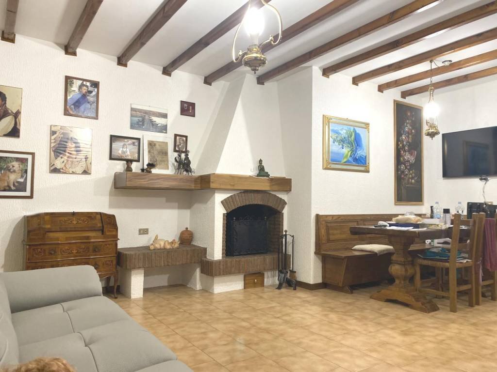 edit 0 000  img 0472 - Shed via ARRIGO BOITO, Soliera - photo 1