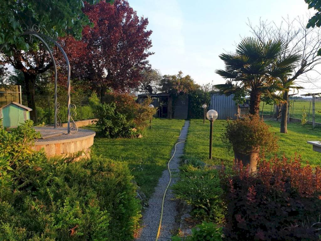 ad09a6a2 dfad 498b 8575 b6ea651e161e - Casa indipendente via CARPI RAVARINO, Soliera - foto 2