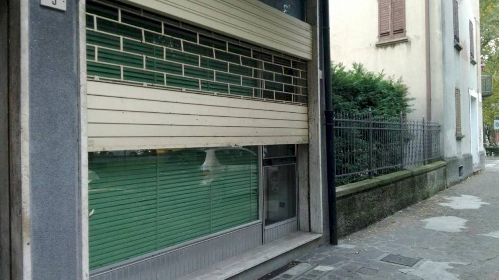p 20181031 164703 - Shop piazzale RAMAZZINI 37/b, Carpi - photo 1