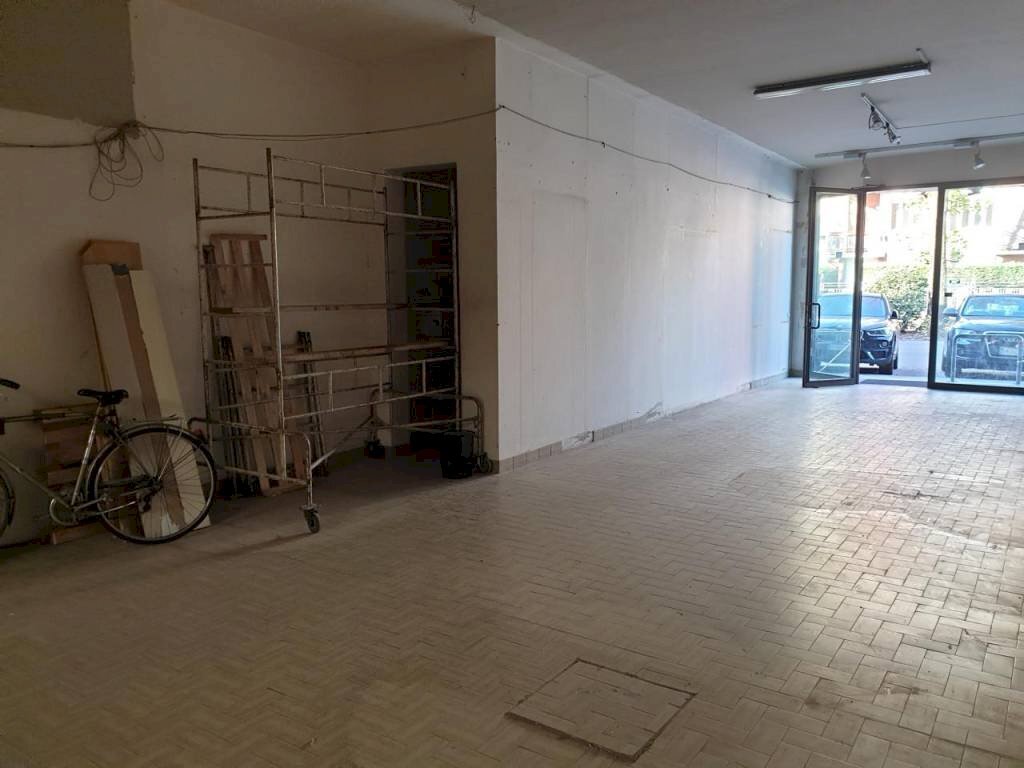 20211201 100245 - Negozio via VOLTA, Carpi - foto 2