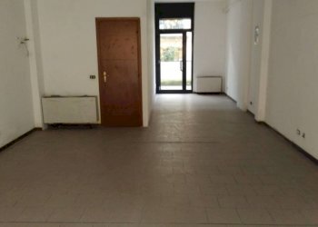 p 20181115 150130 - Shop via MARCONI, Soliera - photo 1