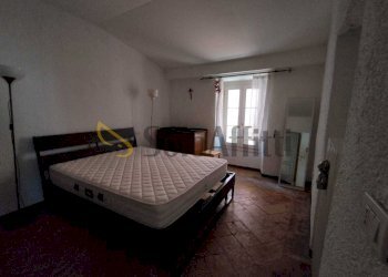 9 - Two-room apartment Uggiate-Trevano - photo 9