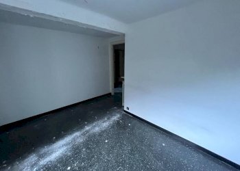 Stanza non arredata - Trilocale salita San Carlo di Cese, 2, Genova - foto 11