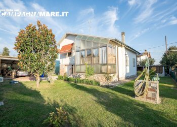 Casa indipendente via pomposa, Ferrara (zona Parasacco) - foto 3