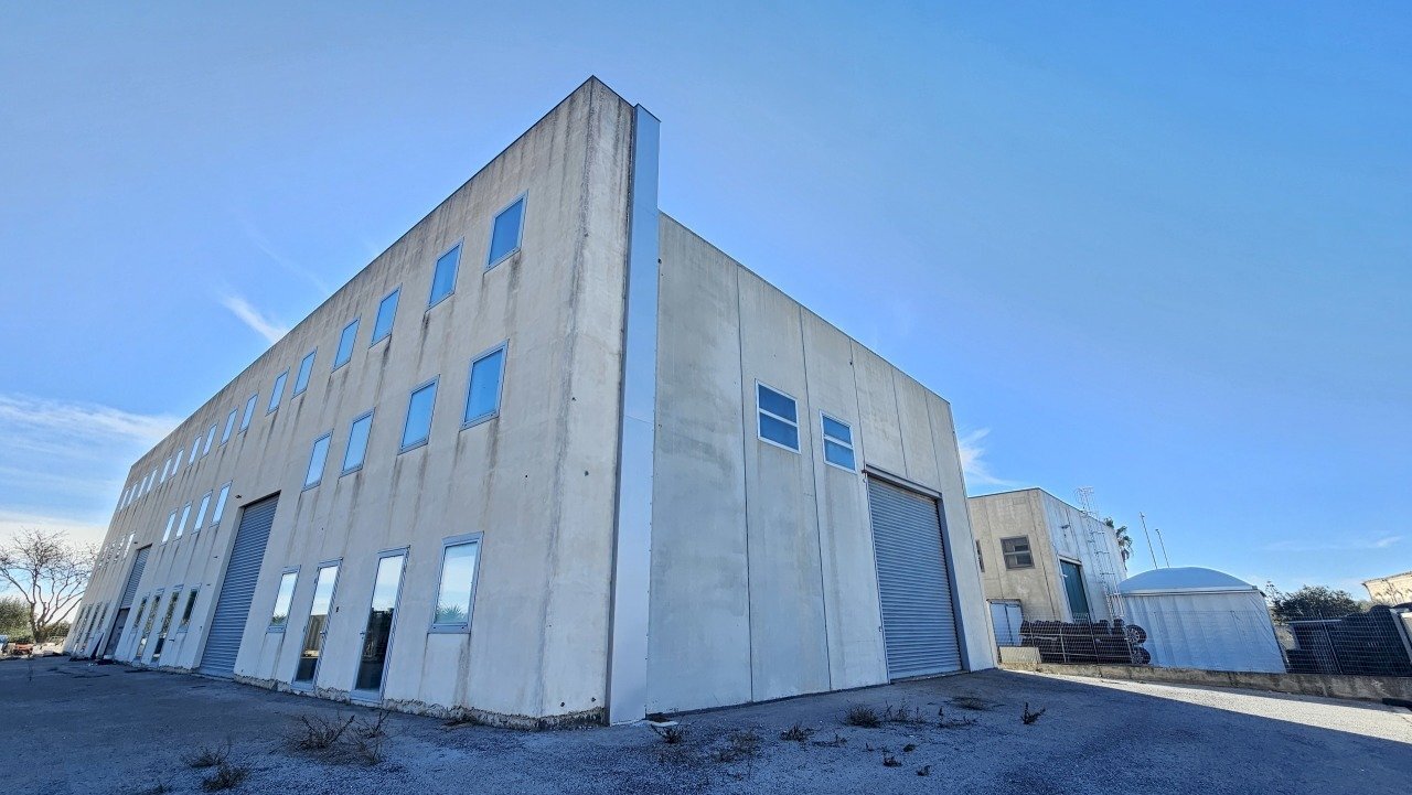 1.jpg - Capannone Modica - foto 2