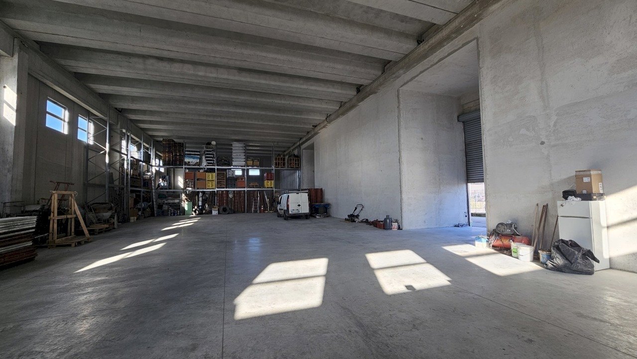 2.jpg - Capannone Modica - foto 3