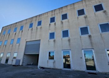 4.jpg - Capannone Modica - foto 5