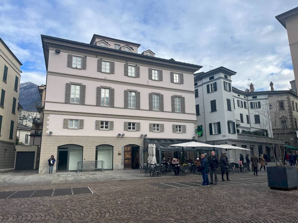 Zona - Ufficio piazza Giuseppe Garibaldi, 6, Sondrio - foto 1