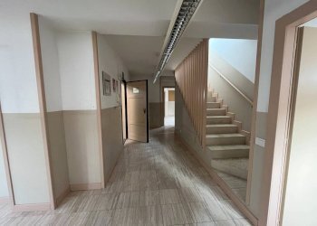 Interno palazzo - Ufficio piazza Giuseppe Garibaldi, 6, Sondrio - foto 9