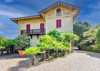 Facciata - Villa via Vittorio Emanuele II, 20, Besana in Brianza - photo 1