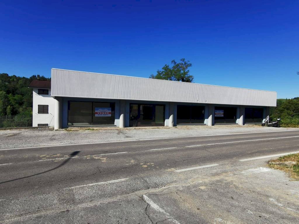 Facciata - Stabile - Palazzo via Statale 28, San Michele Mondovì - foto 2