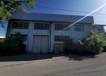 Facciata - Stabile - Palazzo via Statale 28, San Michele Mondovì - foto 5