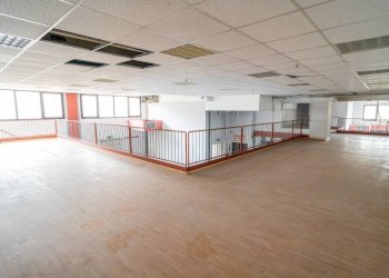 Interno non residenziale - Stabile - Palazzo via Statale 28, San Michele Mondovì - foto 10