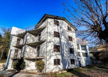 Facciata - Stabile - Palazzo via Statale 28, San Michele Mondovì - foto 15