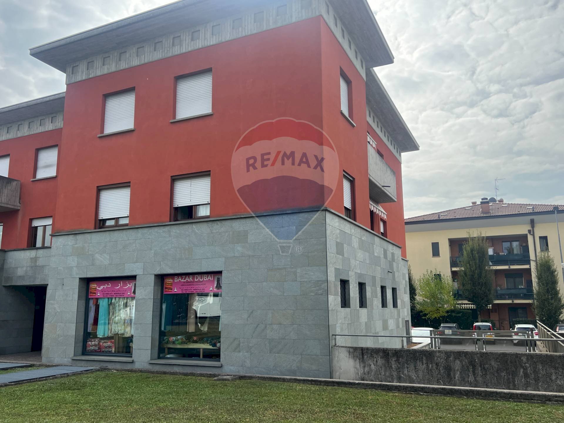 Negozio VIA ALESSANDRO MANZONI, Montello - foto 2