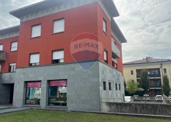 Negozio VIA ALESSANDRO MANZONI, Montello - foto 2