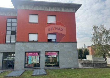 Negozio VIA ALESSANDRO MANZONI, Montello - foto 4