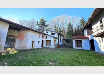 Historic Residence strada dei losani, 55, Pinerolo - photo 1