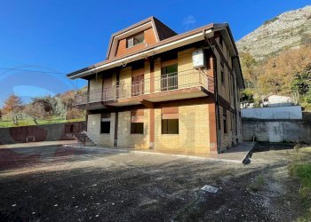 Villa Bifamiliare Via Littorio, Roccasecca - foto 1