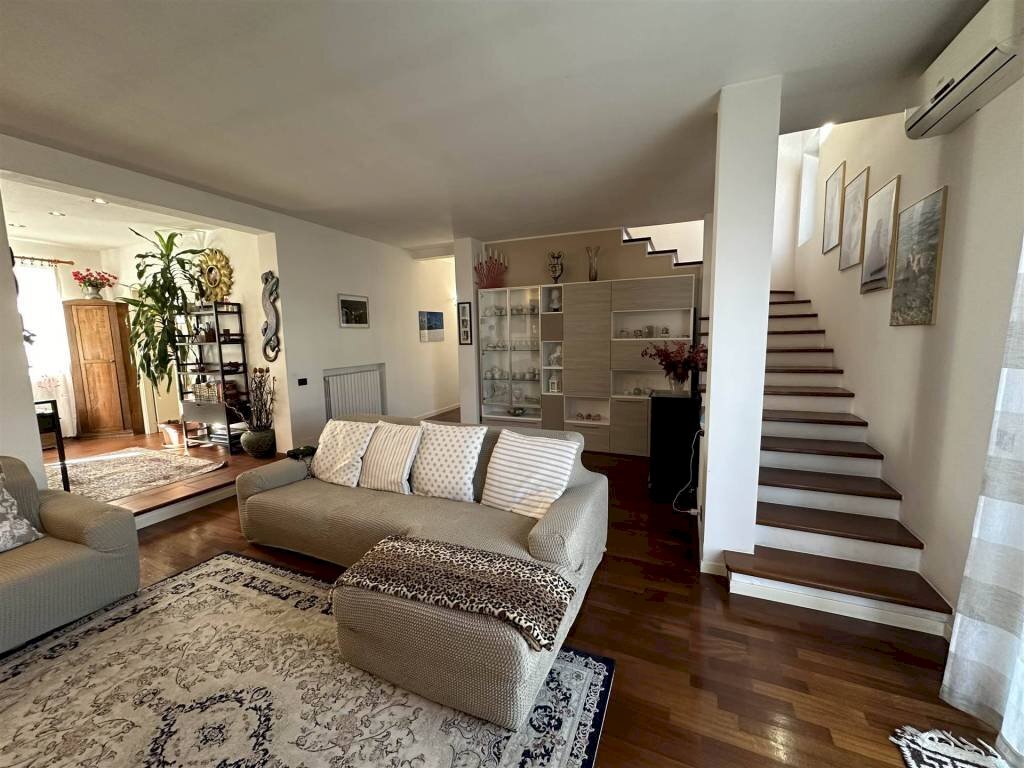 Salone - Villa Gossolengo - foto 2