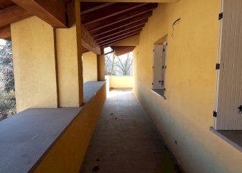 Interno palazzo - Quadrilocale Piacenza - foto 8