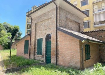 Facciata - Casa indipendente Piacenza - foto 1