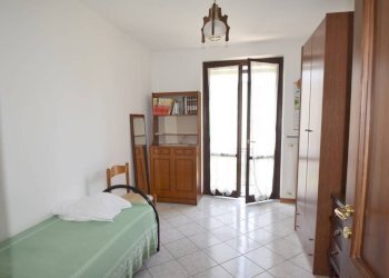 Stanza non arredata - Villa San Giorgio Piacentino - foto 8