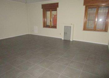 Stanza non arredata - Ufficio Piacenza - foto 1