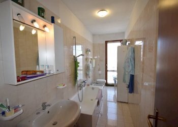 Bagno - Villa a Schiera Gropparello - foto 8