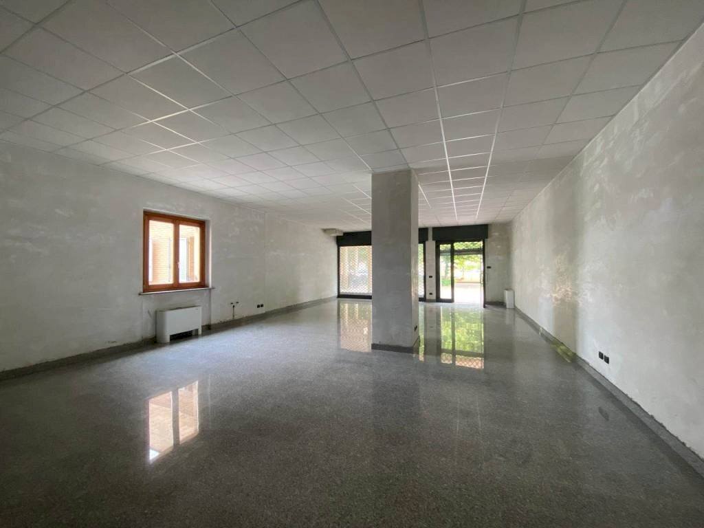 Interno non residenziale - Negozio Rottofreno - foto 1