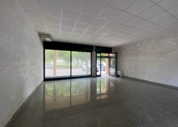 Interno non residenziale - Negozio Rottofreno - foto 2