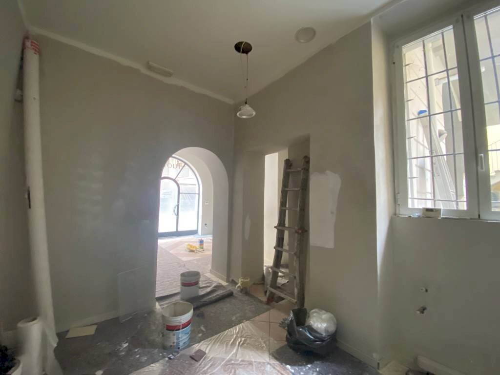 Stanza non arredata - Shop Piacenza - photo 3