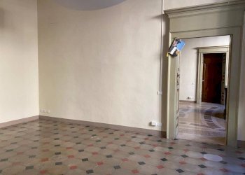 Stanza non arredata - Ufficio Piacenza - foto 4