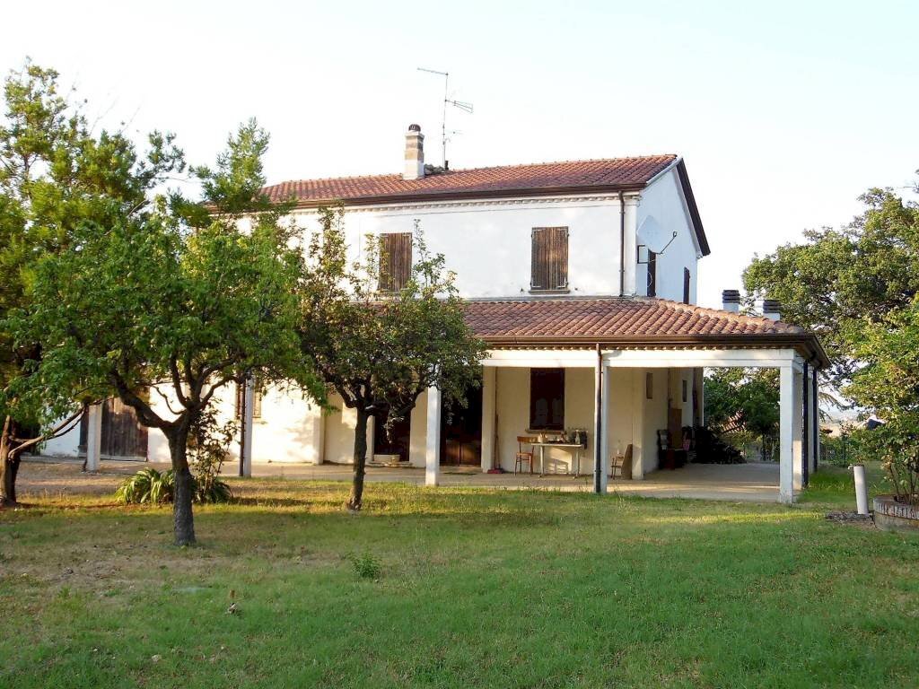 SAM_1206.JPG - Rustico Montescudo - Monte Colombo - foto 1