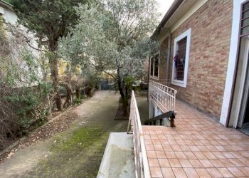 IMG_3182.jpg - Villa viale Oliveti, Rimini - foto 17