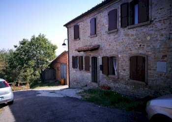 Trilocale via Calfabbro, Tavoleto - foto 1