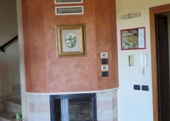 Villa a Schiera Mercatino Conca - foto 5