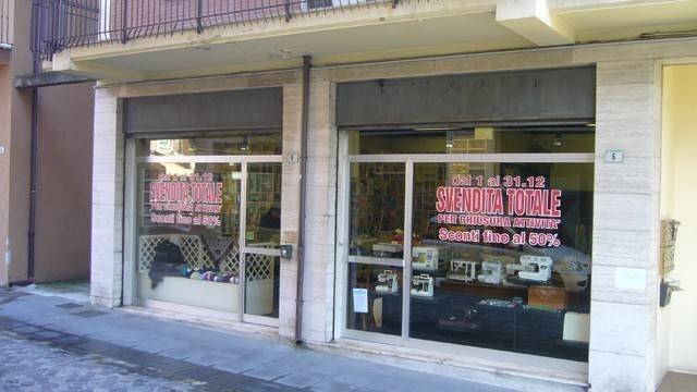 Negozio via Gaetano Ronci, 8, Morciano di Romagna - foto 1
