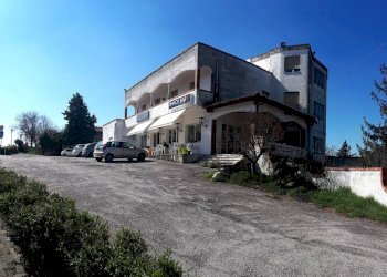 Stabile - Palazzo via Camillo Benso di Cavour, 1, San Clemente - foto 3