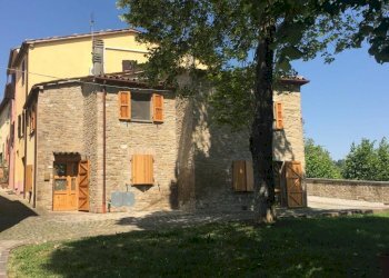 Independent house Sassocorvaro Auditore - photo 1