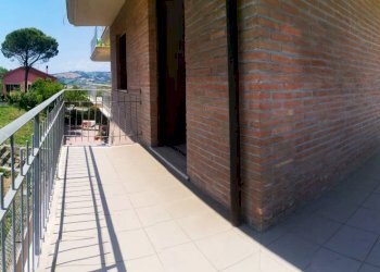 Trilocale Tavoleto - foto 16