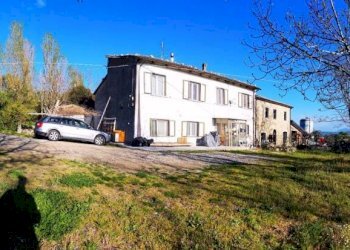 Rustico strada Provinciale Circonvallazione di Tavoleto, Tavoleto - foto 1