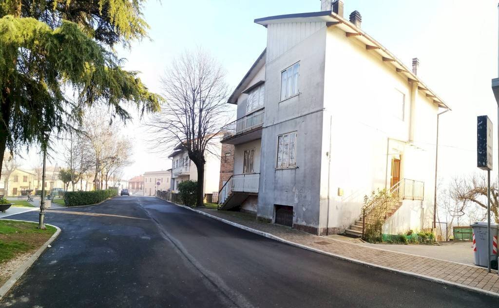 Four-room apartment piazza Giardini Raffaello Sanzio, Tavoleto - photo 3